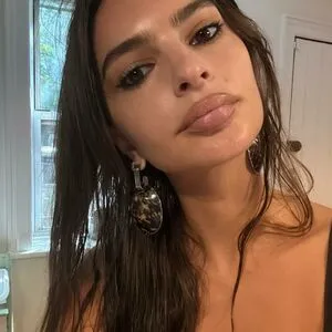 Emily Ratajkowski OnlyFans Leaked Free Thumbnail Picture - #CmdnOXKlOu