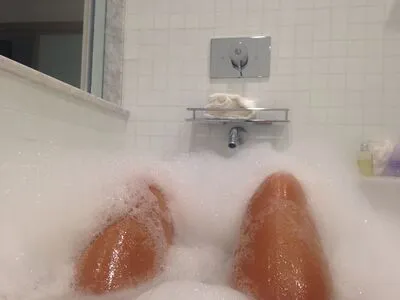 Emily Ratajkowski OnlyFans Leaked Free Thumbnail Picture - #DK7rRhEqE5