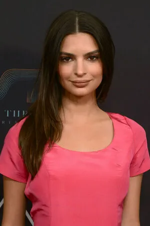 Emily Ratajkowski OnlyFans Leaked Free Thumbnail Picture - #DP9rX8qoc0