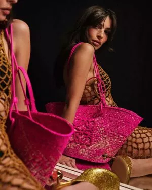 Emily Ratajkowski OnlyFans Leaked Free Thumbnail Picture - #DfdkSDcjqa