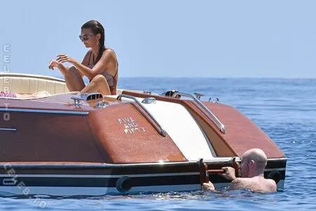 Emily Ratajkowski OnlyFans Leaked Free Thumbnail Picture - #EFWhaSqnU3