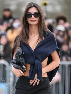 Emily Ratajkowski OnlyFans Leaked Free Thumbnail Picture - #EXVlIGkLMY