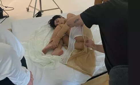 Emily Ratajkowski OnlyFans Leaked Free Thumbnail Picture - #ExYwajTtpR