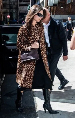 Emily Ratajkowski OnlyFans Leaked Free Thumbnail Picture - #FdywpjlLFh