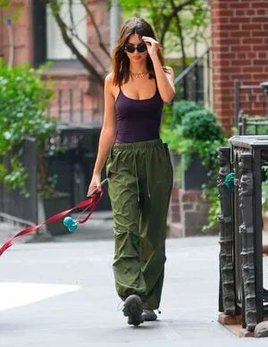 Emily Ratajkowski OnlyFans Leaked Free Thumbnail Picture - #GG8fLMsguS