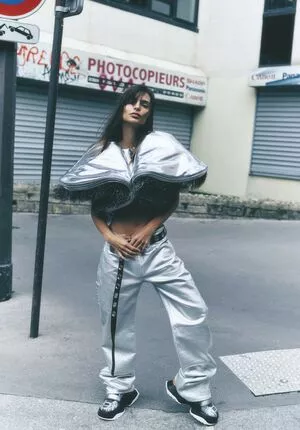 Emily Ratajkowski OnlyFans Leaked Free Thumbnail Picture - #GNJiztB31T