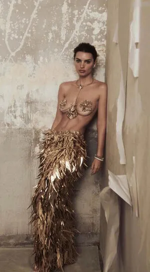 Emily Ratajkowski OnlyFans Leaked Free Thumbnail Picture - #GXtz4GPbNY