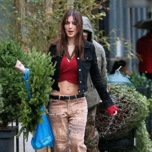 Emily Ratajkowski OnlyFans Leaked Free Thumbnail Picture - #GjT9OpAXgM
