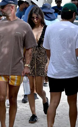 Emily Ratajkowski OnlyFans Leaked Free Thumbnail Picture - #GuAz0DdMtG