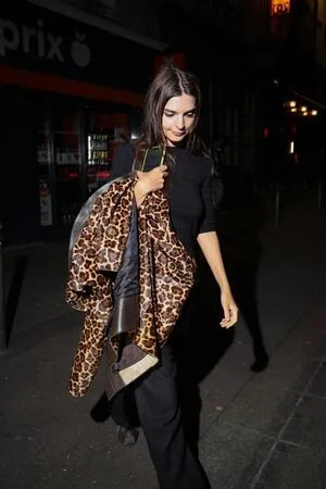 Emily Ratajkowski OnlyFans Leaked Free Thumbnail Picture - #HWfQZuRP5M