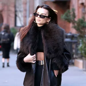 Emily Ratajkowski OnlyFans Leaked Free Thumbnail Picture - #HfVhSgMgko