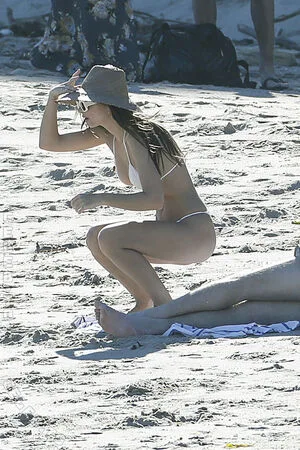 Emily Ratajkowski OnlyFans Leaked Free Thumbnail Picture - #HghZOSq7KM
