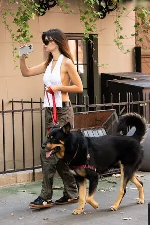Emily Ratajkowski OnlyFans Leaked Free Thumbnail Picture - #ITaEV3lTI8