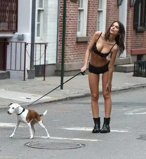 Emily Ratajkowski OnlyFans Leaked Free Thumbnail Picture - #Ildvw9oRH9
