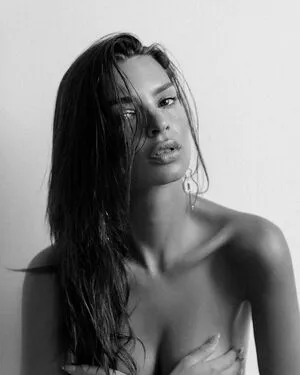Emily Ratajkowski OnlyFans Leaked Free Thumbnail Picture - #It211EtS0W