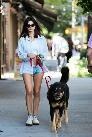 Emily Ratajkowski OnlyFans Leaked Free Thumbnail Picture - #IwrG8rOo0B