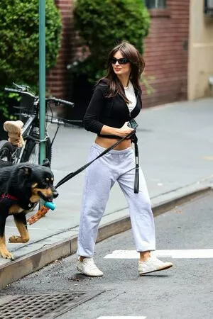 Emily Ratajkowski OnlyFans Leaked Free Thumbnail Picture - #IylpeihzMG