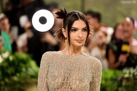 Emily Ratajkowski OnlyFans Leaked Free Thumbnail Picture - #JBjnsW1SIZ