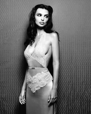 Emily Ratajkowski OnlyFans Leaked Free Thumbnail Picture - #JUp4zOw6Rv