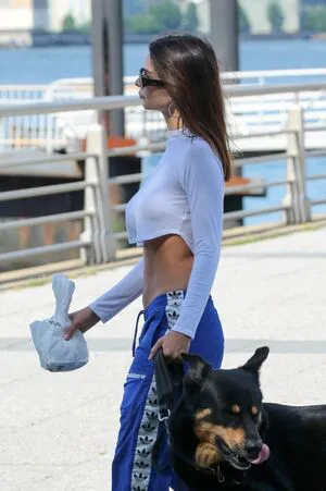 Emily Ratajkowski OnlyFans Leaked Free Thumbnail Picture - #K0pi21kzav