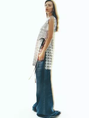 Emily Ratajkowski OnlyFans Leaked Free Thumbnail Picture - #KLJo794jh1