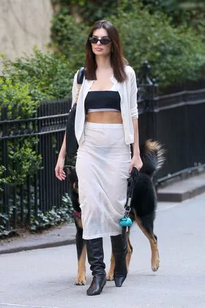 Emily Ratajkowski OnlyFans Leaked Free Thumbnail Picture - #KRftV7qEIi