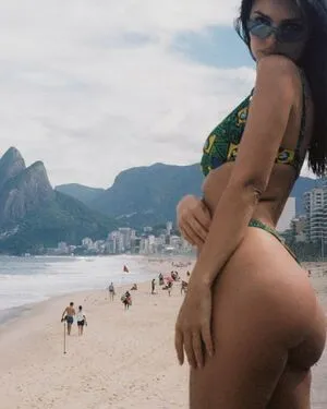 Emily Ratajkowski OnlyFans Leaked Free Thumbnail Picture - #L86nRZWVsn