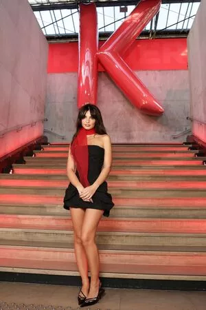 Emily Ratajkowski OnlyFans Leaked Free Thumbnail Picture - #LDpE2MnN3L