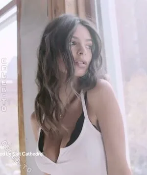 Emily Ratajkowski OnlyFans Leaked Free Thumbnail Picture - #LQQ0r9v3YQ