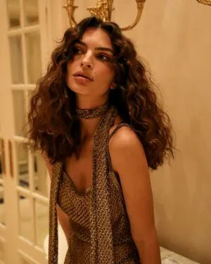 Emily Ratajkowski OnlyFans Leaked Free Thumbnail Picture - #MPOfhUcmgf