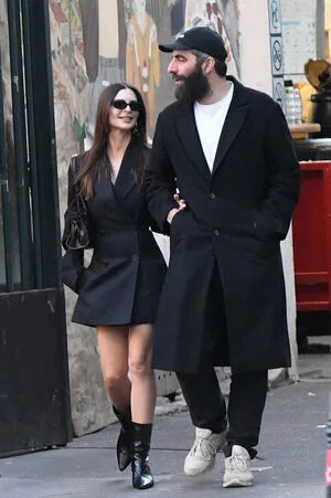 Emily Ratajkowski OnlyFans Leaked Free Thumbnail Picture - #MX8cwGB8xX