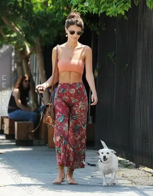 Emily Ratajkowski OnlyFans Leaked Free Thumbnail Picture - #MqxaScoETD