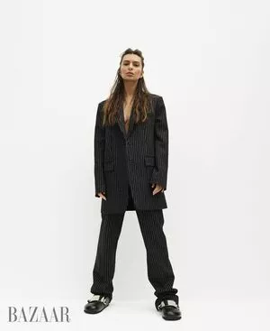 Emily Ratajkowski OnlyFans Leaked Free Thumbnail Picture - #N0HSB7HB9l