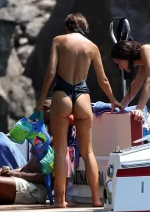 Emily Ratajkowski OnlyFans Leaked Free Thumbnail Picture - #NOE3UcE9io