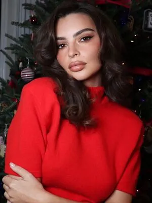 Emily Ratajkowski OnlyFans Leaked Free Thumbnail Picture - #Nco74GveXd