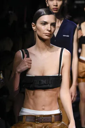 Emily Ratajkowski OnlyFans Leaked Free Thumbnail Picture - #OPukThlB1P