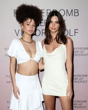 Emily Ratajkowski OnlyFans Leaked Free Thumbnail Picture - #OR4YYzSpmz