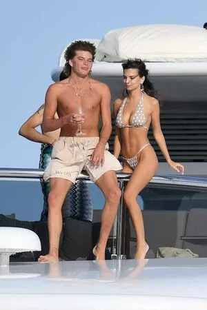 Emily Ratajkowski OnlyFans Leaked Free Thumbnail Picture - #OXu6K2k27n