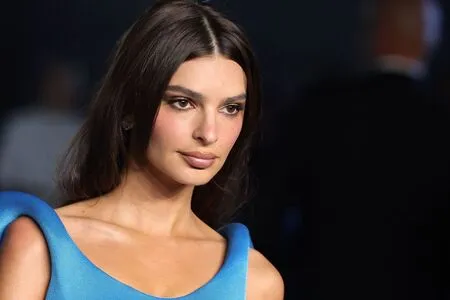 Emily Ratajkowski OnlyFans Leaked Free Thumbnail Picture - #OZbJ4DSfj9