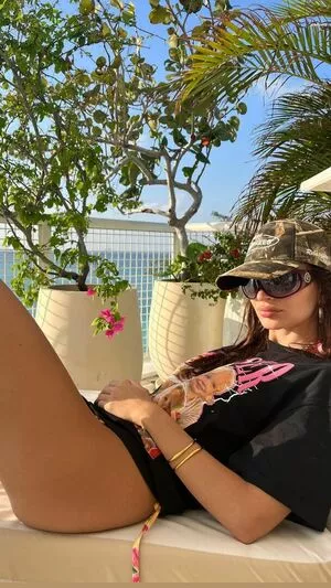 Emily Ratajkowski OnlyFans Leaked Free Thumbnail Picture - #Ofhg1EBrd8