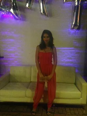 Emily Ratajkowski OnlyFans Leaked Free Thumbnail Picture - #OoTXLzDrc6