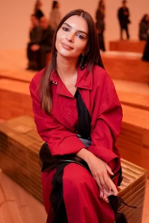 Emily Ratajkowski OnlyFans Leaked Free Thumbnail Picture - #POKo0oSFsP