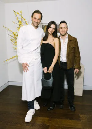 Emily Ratajkowski OnlyFans Leaked Free Thumbnail Picture - #PfsWmrUsK8