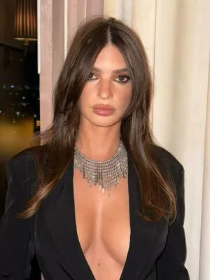 Emily Ratajkowski OnlyFans Leaked Free Thumbnail Picture - #PtPpq968Eu