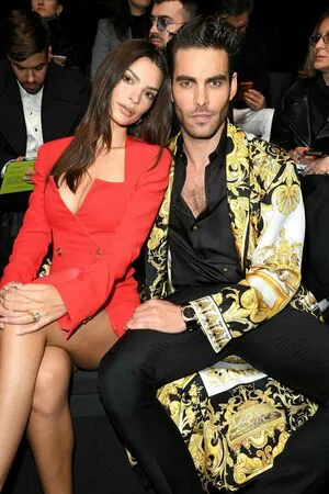 Emily Ratajkowski OnlyFans Leaked Free Thumbnail Picture - #Q52QkRb9em