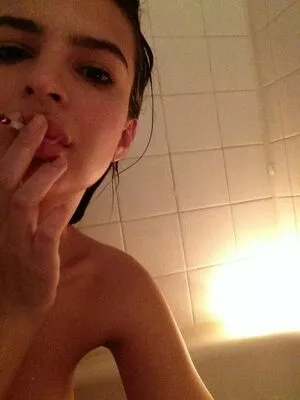Emily Ratajkowski OnlyFans Leaked Free Thumbnail Picture - #QT45IjDyi3