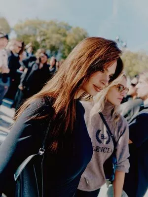 Emily Ratajkowski OnlyFans Leaked Free Thumbnail Picture - #QTnwc0spCv