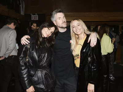 Emily Ratajkowski OnlyFans Leaked Free Thumbnail Picture - #QjSH5MwUJD