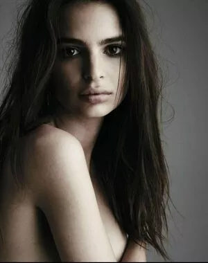 Emily Ratajkowski OnlyFans Leaked Free Thumbnail Picture - #Qxfz0n0vAX