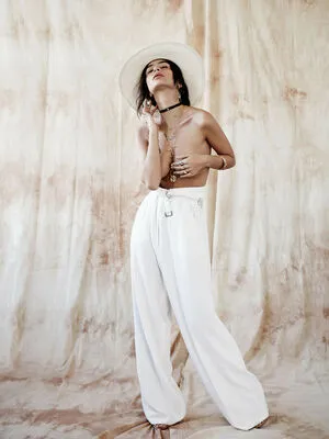 Emily Ratajkowski OnlyFans Leaked Free Thumbnail Picture - #R0phnFkhzj